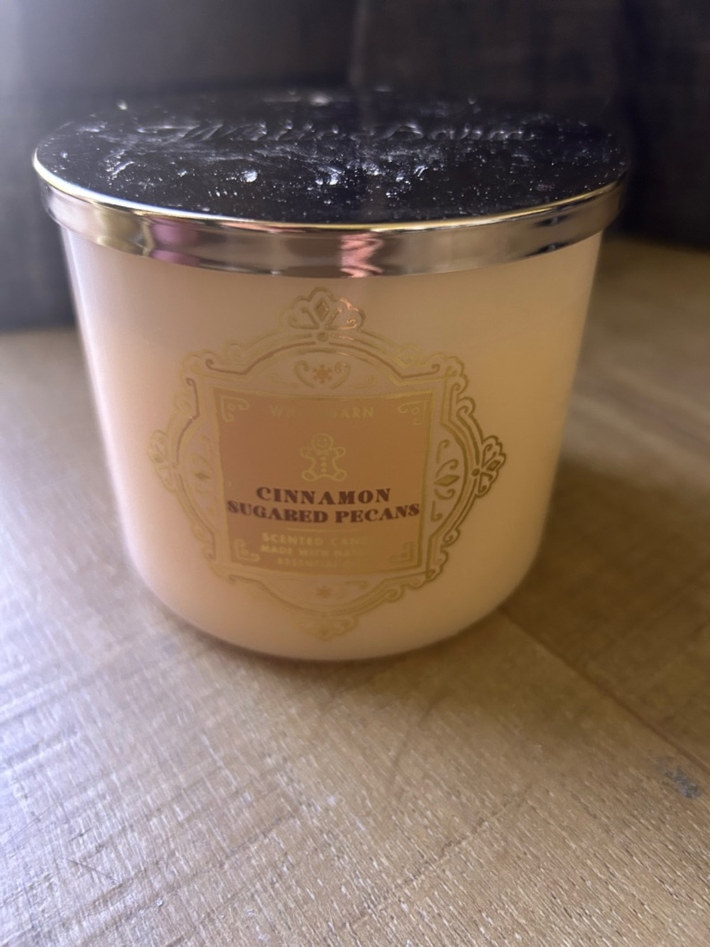 Cinnamon Sugared Pecans Scented Candle - Cream